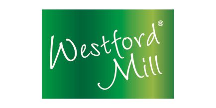 Wir führen Artikel der bekannten Marke Westford Mill Das Logo der Marke Westford Mill
