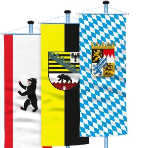 Ausführung Bannerfahne mit Hohlsaum, Querstab und Aufhängevorrichtung