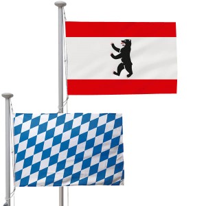 Execution hoisting flag in landscape format with plastic spring hooks at the pole side