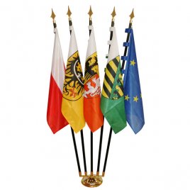 five-fold roomstand with national flags and Europe