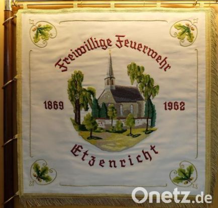 Abholung der restaurierten Standarte der Freiwilligen Feuwerwehr Etzenrichter