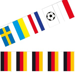 Flag chains made of paper