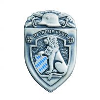 warriors' badge IN TREUE FEST with hollow stamped backside