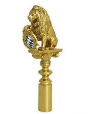Flag finial with sitting lion holding a rhomb crest