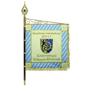 Standard Bavarian Soldiers' Association with rhombs and crest of the district association